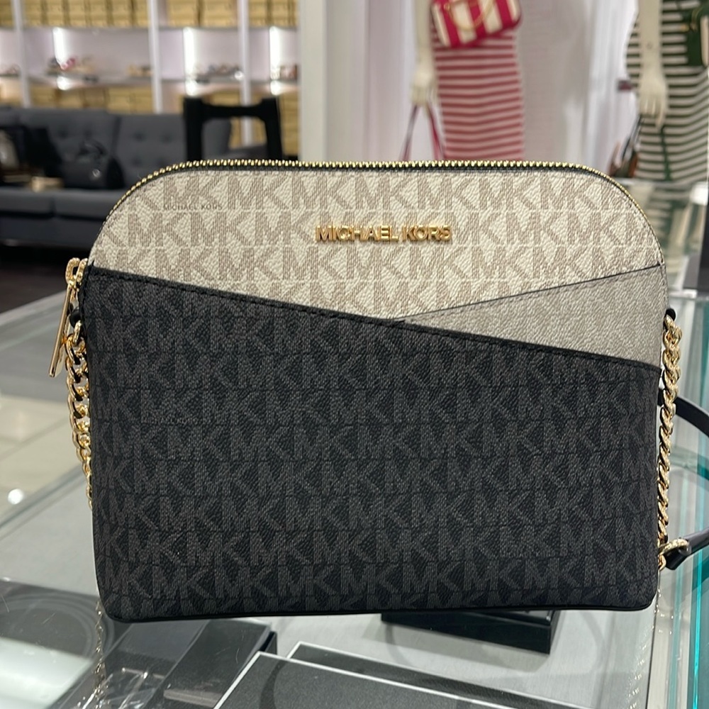 MICHAEL KORS
Jet Set Travel Medium Color-Block Signature Logo Dome Crossbody Bag - Picture 2 of 16